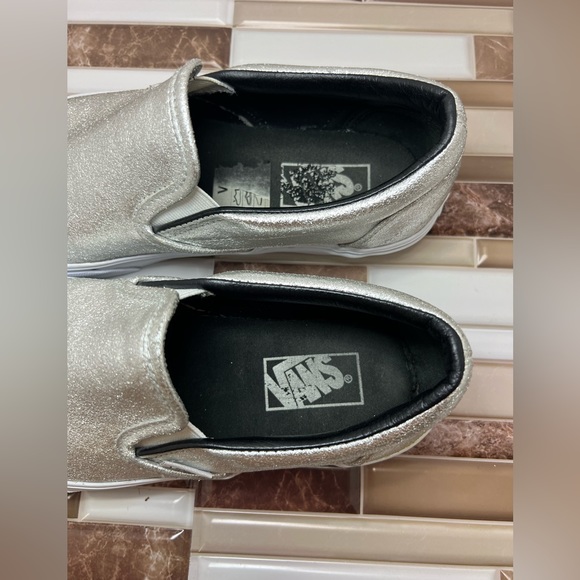RARE🔥 VANS Slip On Sneakers Silver Dust Sparkle Shoes Sz 7.5 Men’s - 9 Women’s - Picture 13 of 15